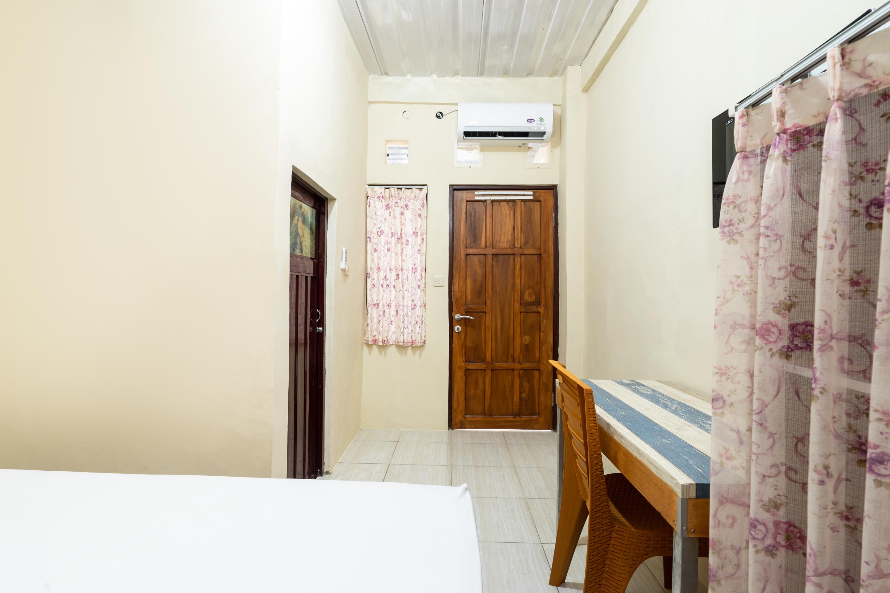 Oyo 2098 Homestay Kk Ngaglik Eksteriør bilde